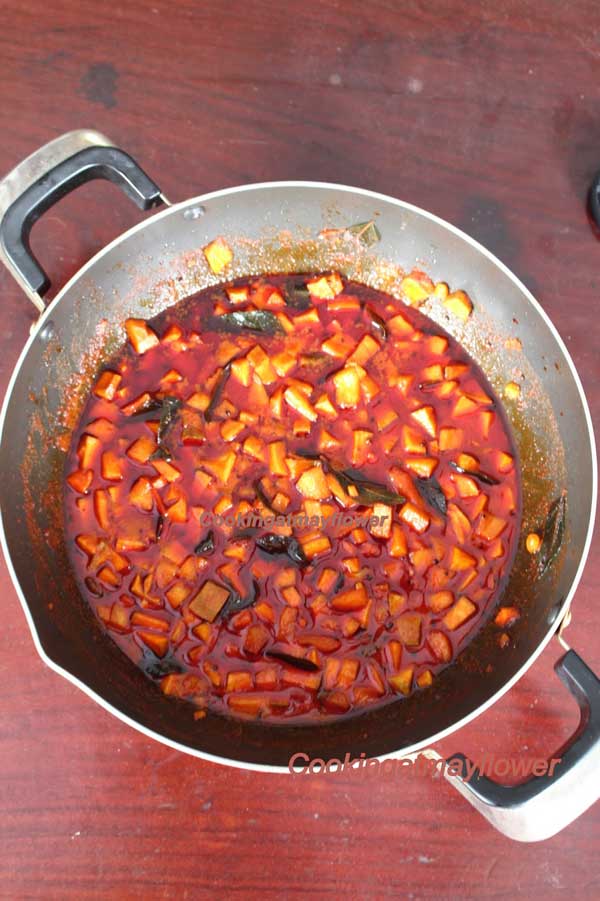 cut mango pickle recipe